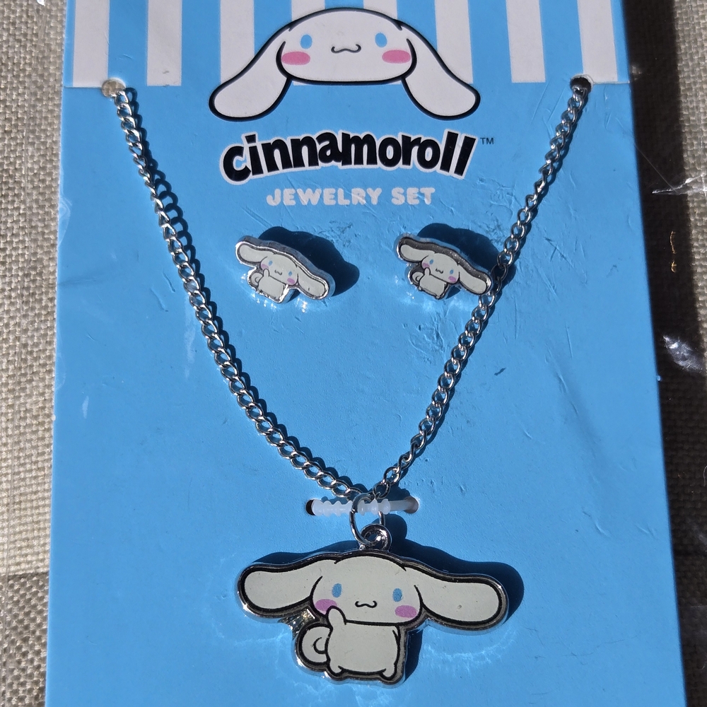 💙 Cinnamoroll Waving, Earrings and Necklace Set by Sanrio
